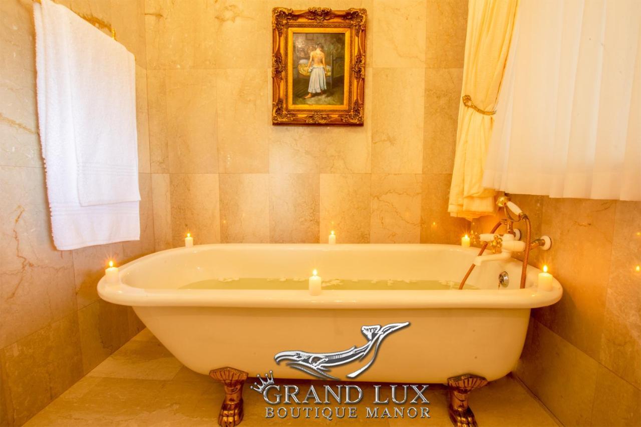Grand Lux Boutique Manor Hotel Hermanus Exterior photo